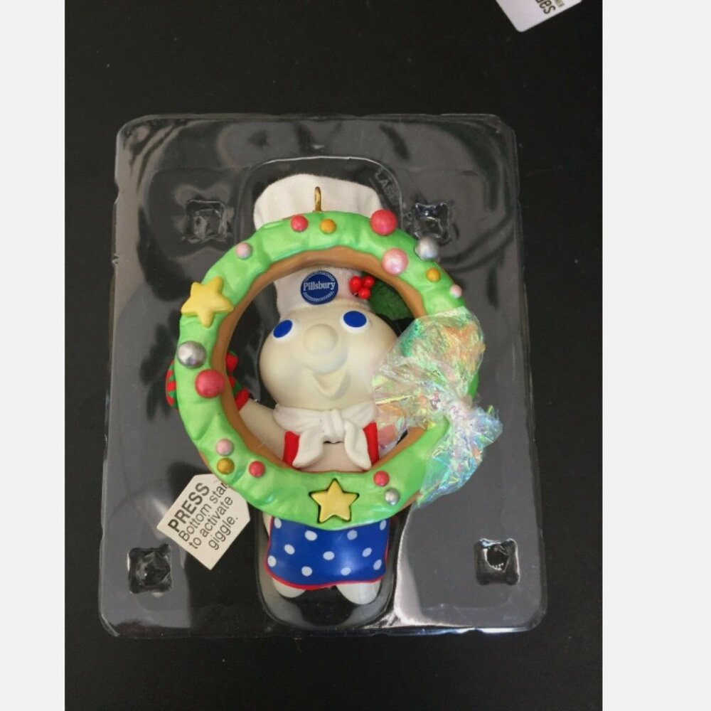 SOUND! 2001 Carlton Cards Doughboy's Cookie Christmas Kitchen Ornament Dough Boy